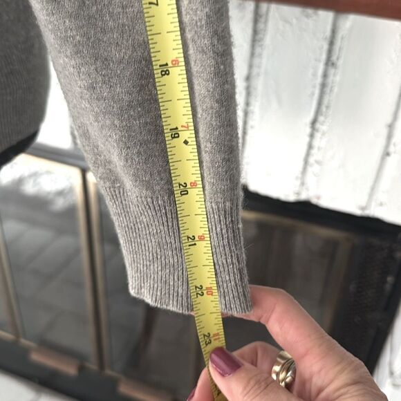 Ralph Lauren 100% Cashmere Cardigan Sweater Grey Button Long Sleeve Small - Picture 8 of 9